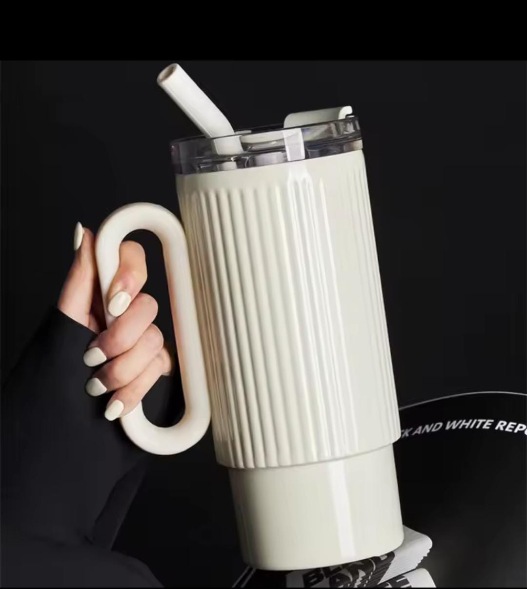 🥤 Z Tumbler 41-084 – Stylish & Durable 💧✨ | Perfect for Travel & Daily Use 🚗🏕️ |